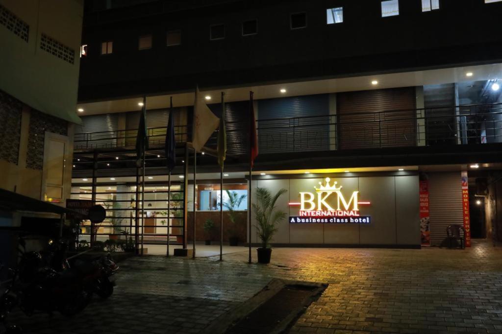 Hotel BKM International Tellicherry Exterior foto